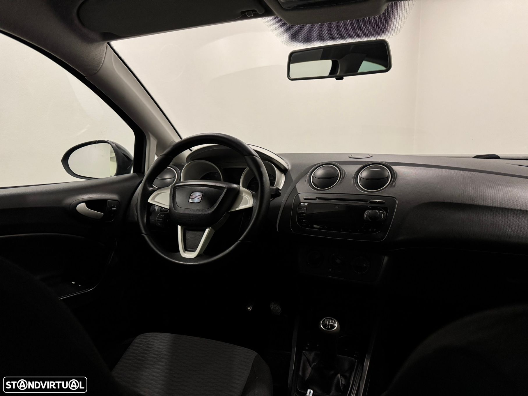 SEAT Ibiza SC 1.2 TDi Sport DPF - 23
