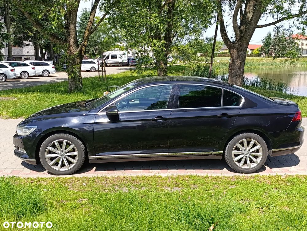 Volkswagen Passat 2.0 TDI (BlueMotion Technology) DSG Highline - 4