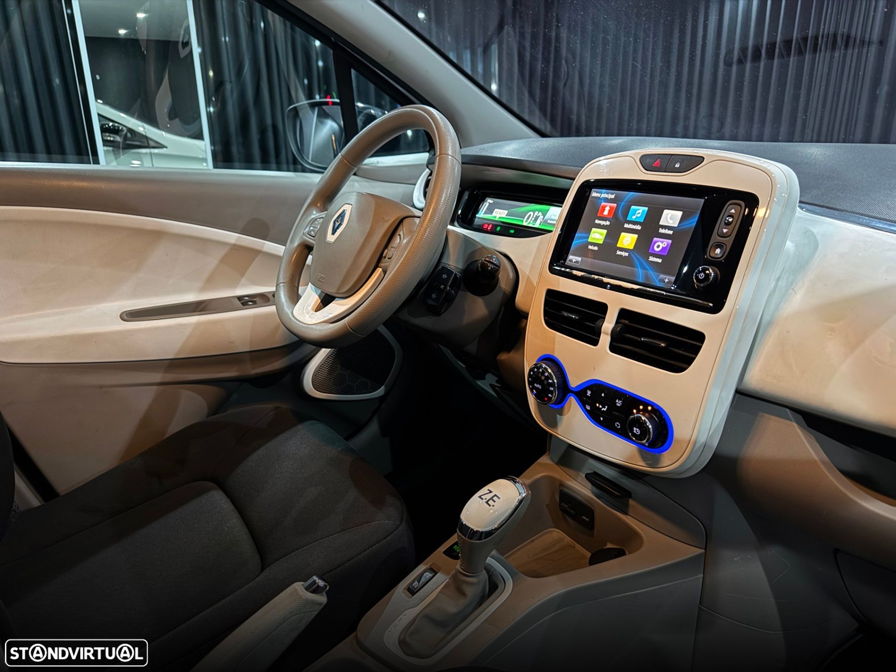 Renault Zoe - 23