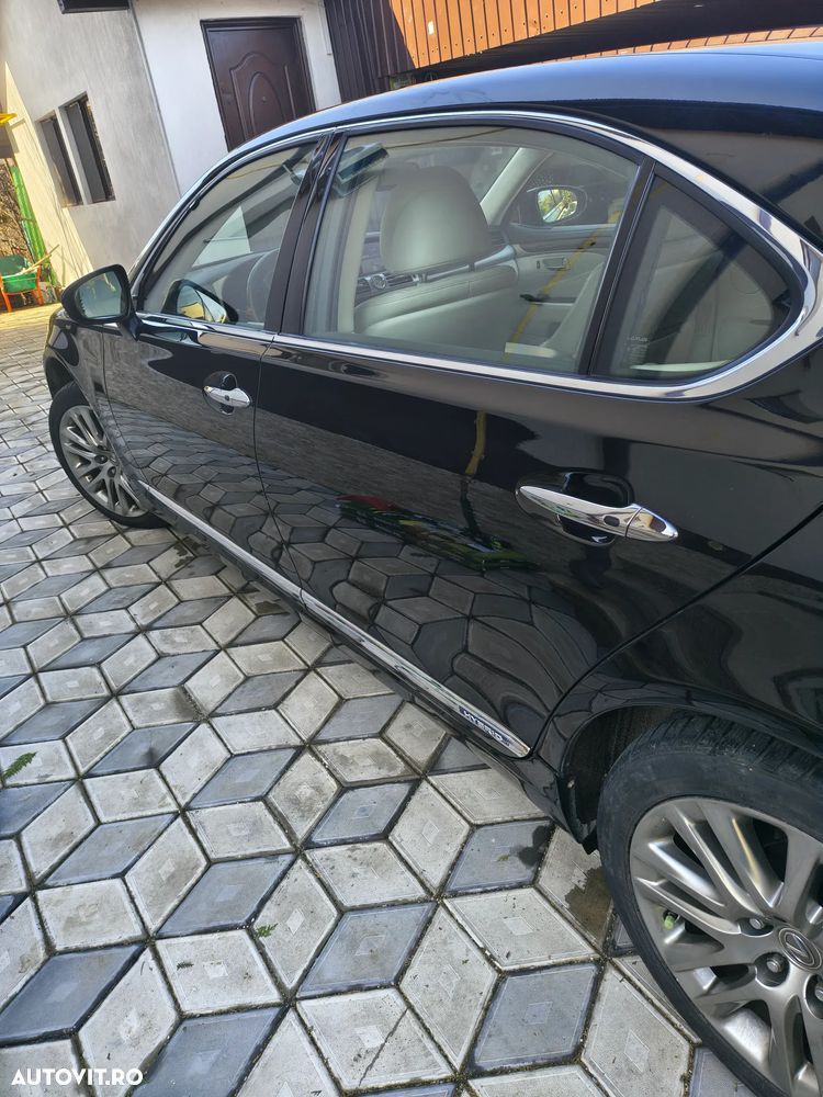 Lexus Seria LS 600h L - 2
