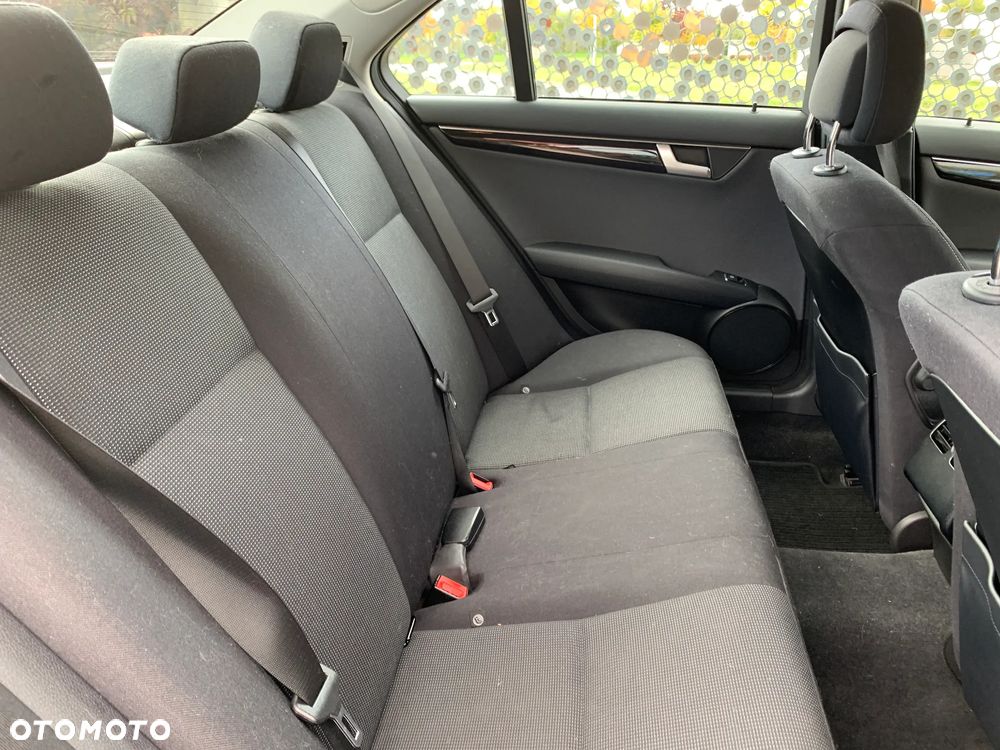 Mercedes-Benz Klasa C - 25