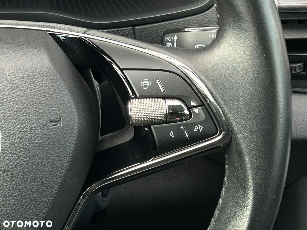 Skoda Karoq 1.5 TSI ACT GPF 4x2 Style DSG - 24