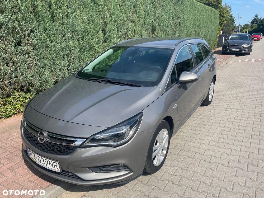 Opel Astra 1.4 T Enjoy - 1