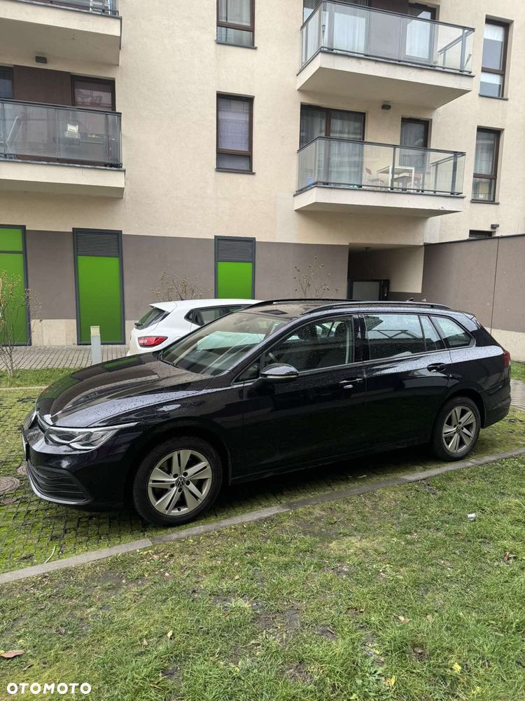 Volkswagen Golf Variant 2.0 TDI SCR DSG Life - 17