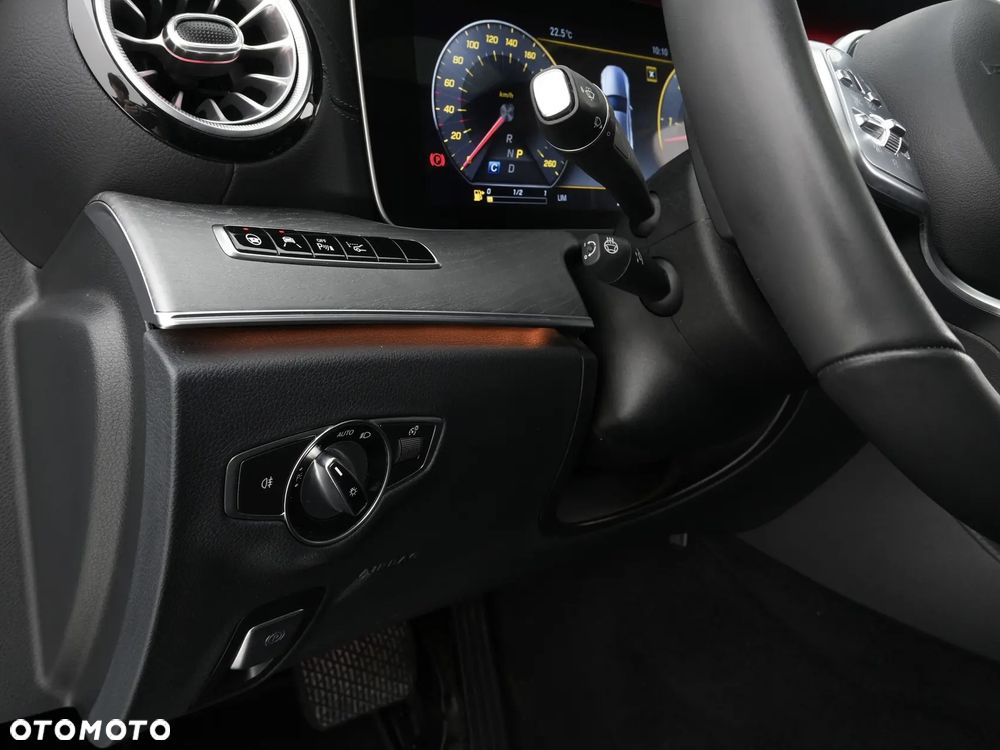 Mercedes-Benz CLS 400 d 4Matic 9G-TRONIC AMG Line - 26