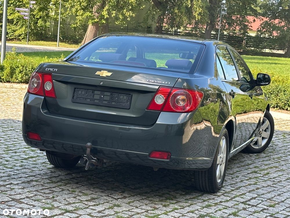 Chevrolet Epica 2.0 LS - 22