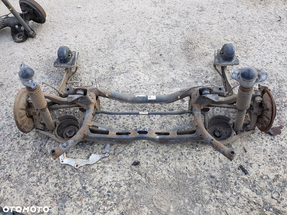 AUDI A3 8V 13r- BELKA ZAWIESZENIA TYŁ TYLNA - 2