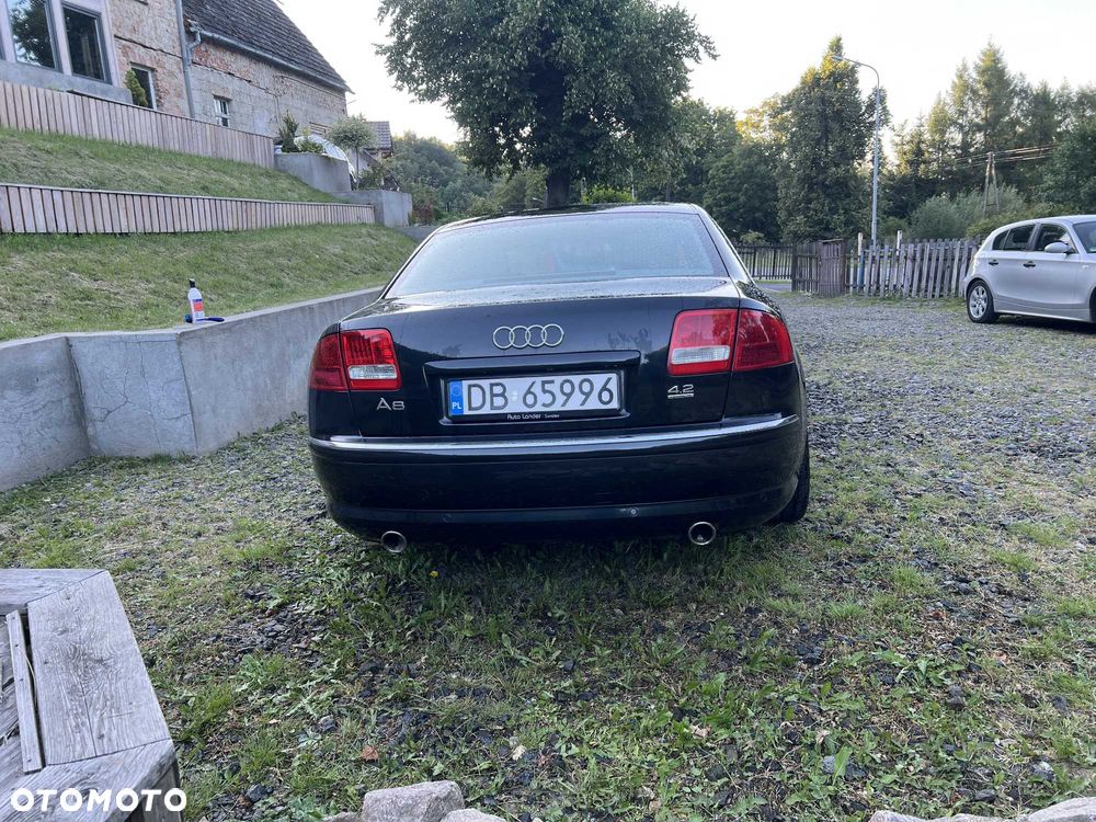 Audi A8 - 7