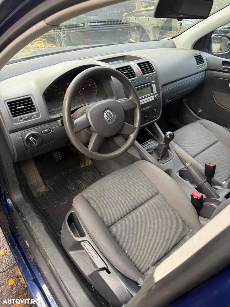 Dezmembrez VW Volkswagen Golf 5 albastru 1,4 FSI cod BKG 2006 LD5Q - 8