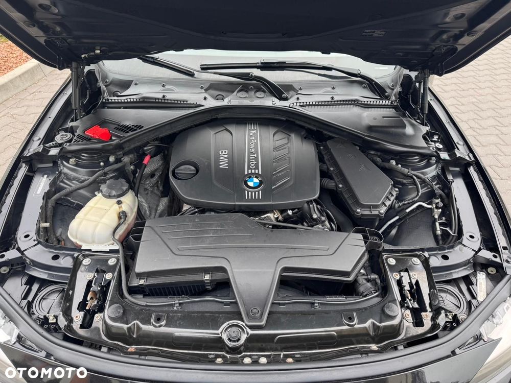 BMW Seria 3 320d Edition Luxury Line Purity - 11