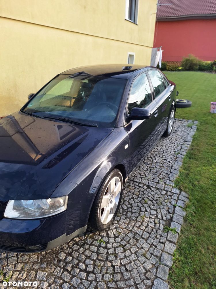 Audi A4 2.0 - 12
