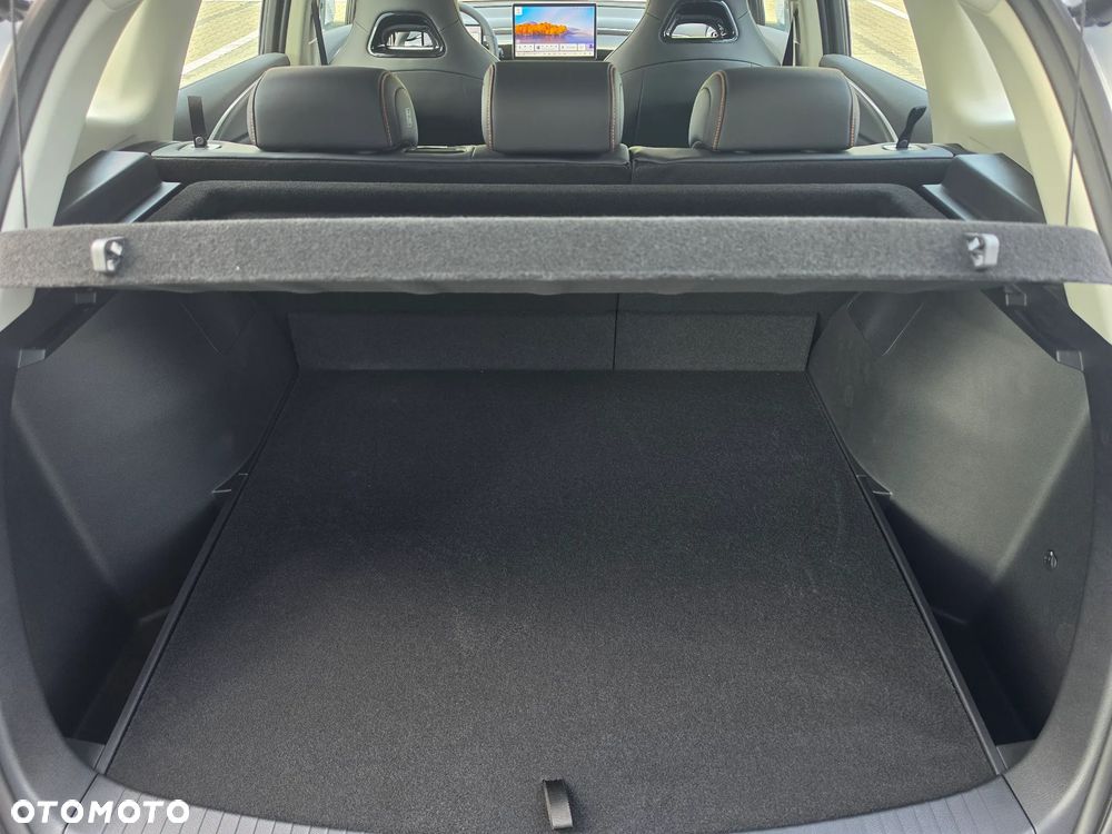 BYD Sealion 5 - 11