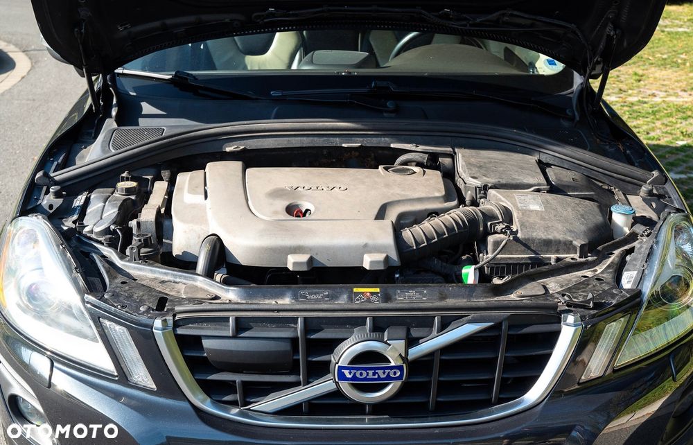 Volvo XC 60 2.4D AWD Summum - 17