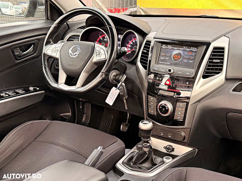 SsangYong Tivoli e-XDi 160 2WD Start/Stop Sapphire - 5
