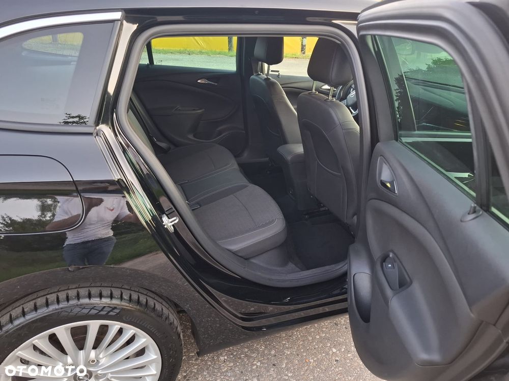 Opel Astra 1.4 T Elite S&S - 14