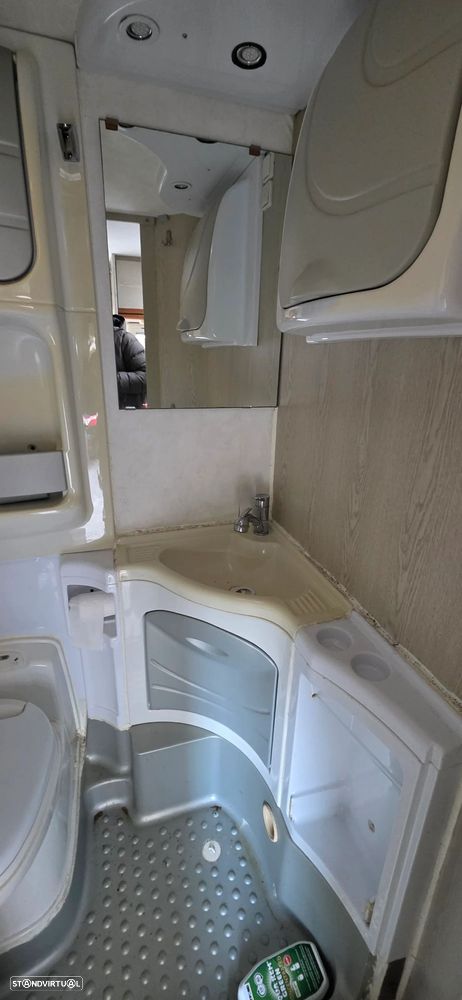 Mitsubishi L300 L200 - 16