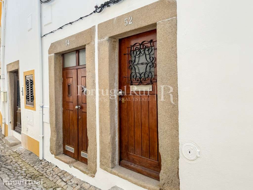 Moradia T2 no centro histórico de Castelo de Vide a 200 metros da p... - Grande imagem: 2/29