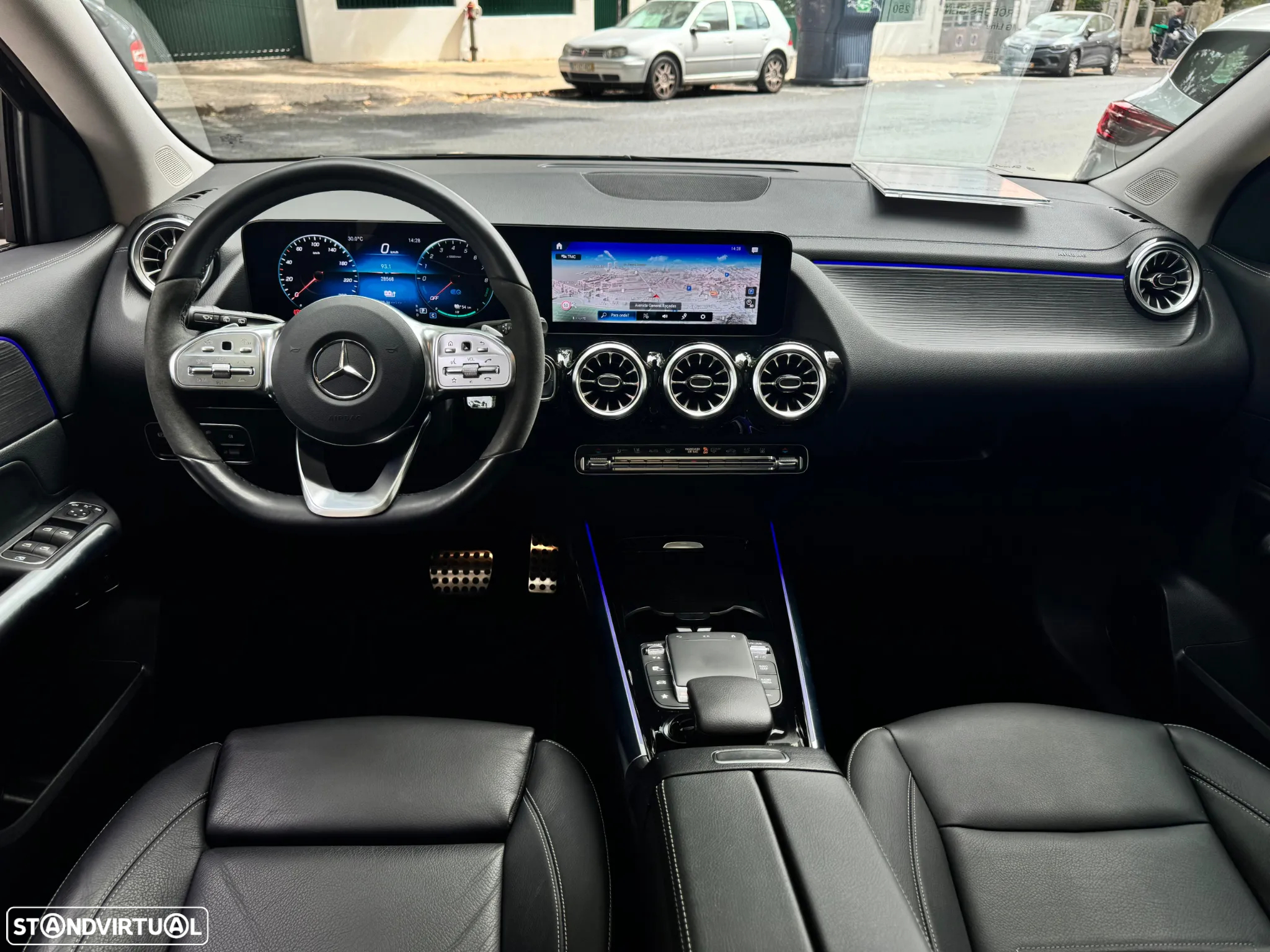 Mercedes-Benz GLA 250 e AMG Line - 8