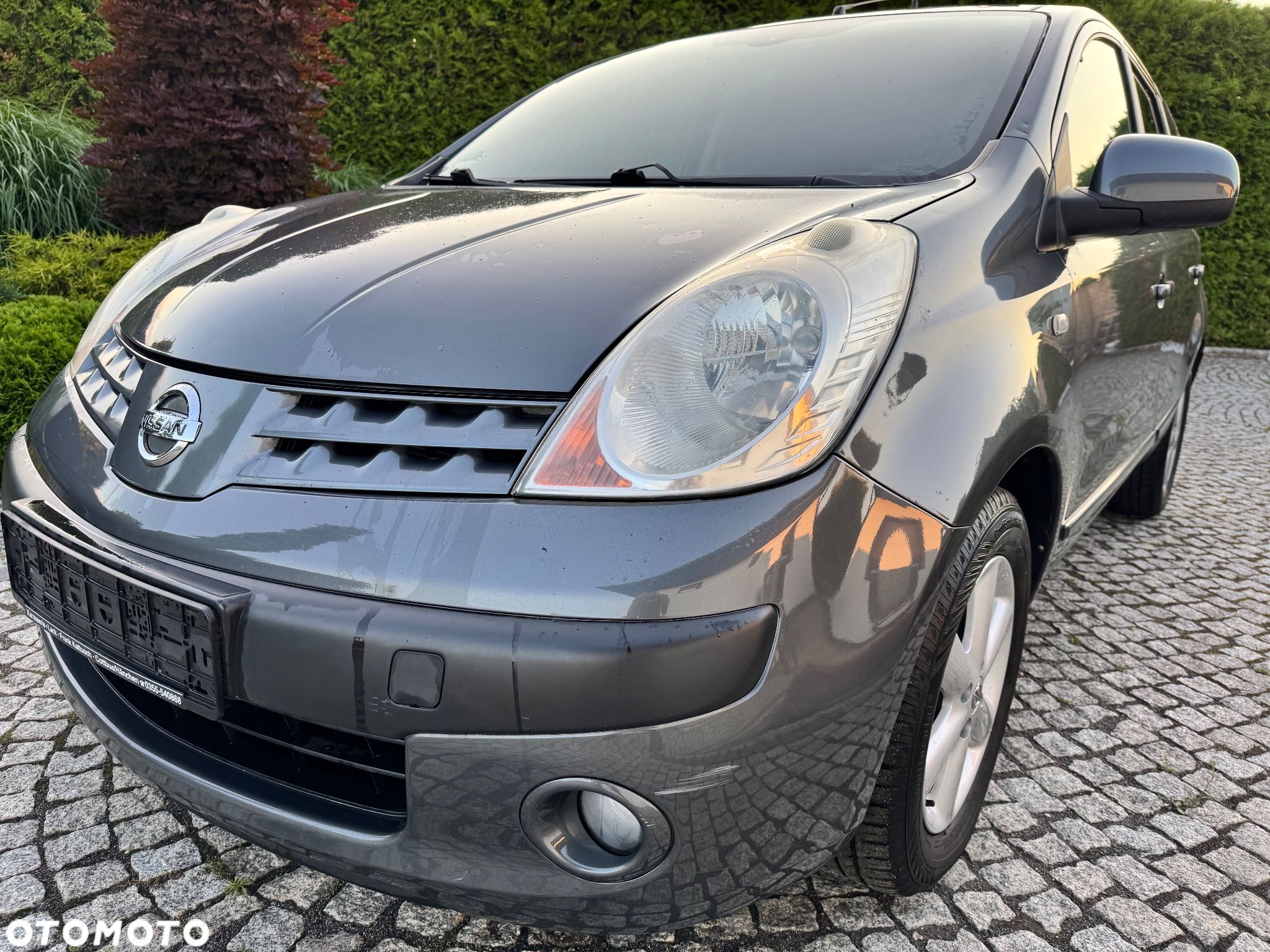 Nissan Note - 1