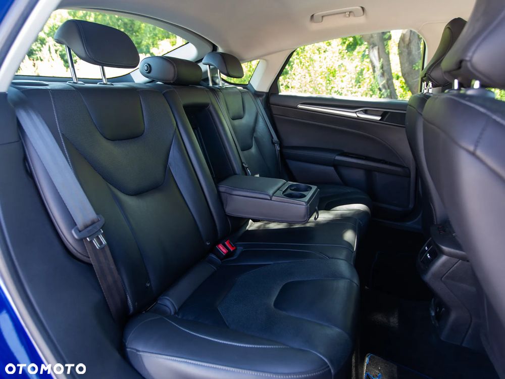 Ford Mondeo 2.0 EcoBoost STart-Stopp Autom Titanium - 20