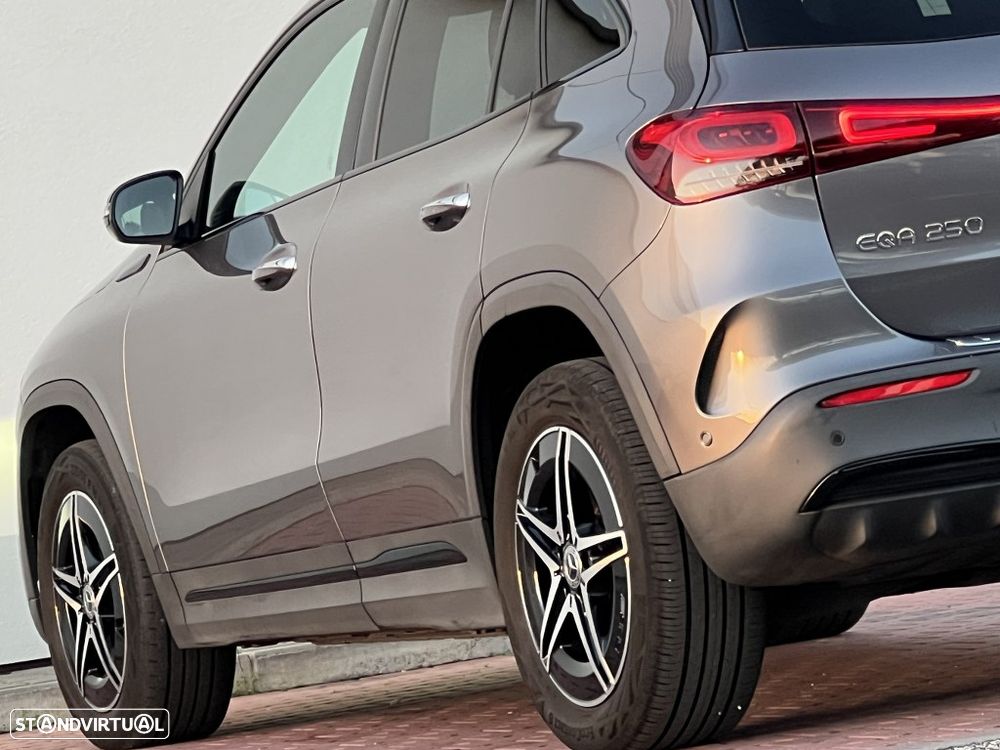 Mercedes-Benz EQA 250 AMG Line - 34