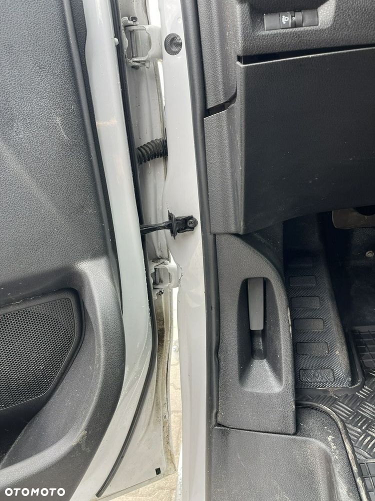 Opel Vivaro - 9