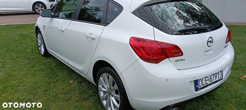 Opel Astra - 10