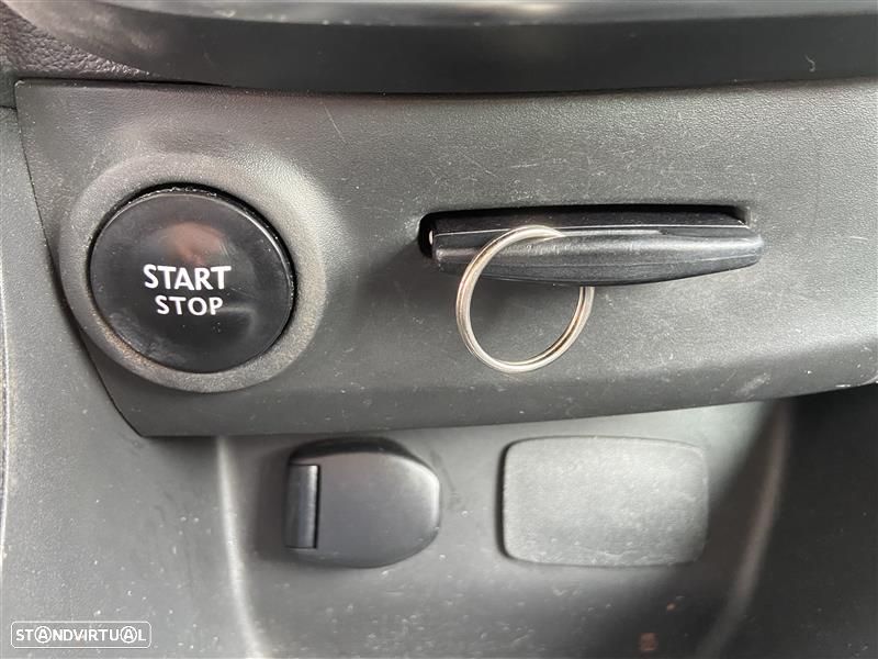 Renault Clio 0.9 TCe Limited - 7