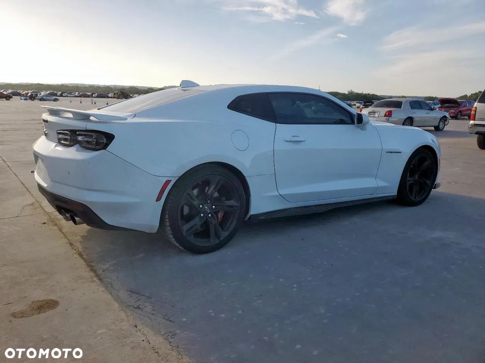 Chevrolet Camaro - 3