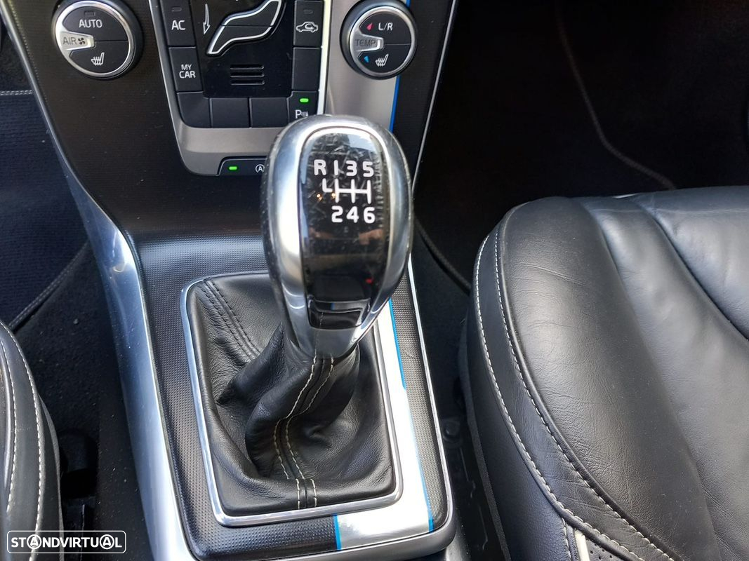 Volvo V40 1.6 D2 R-Design Momentum - 22