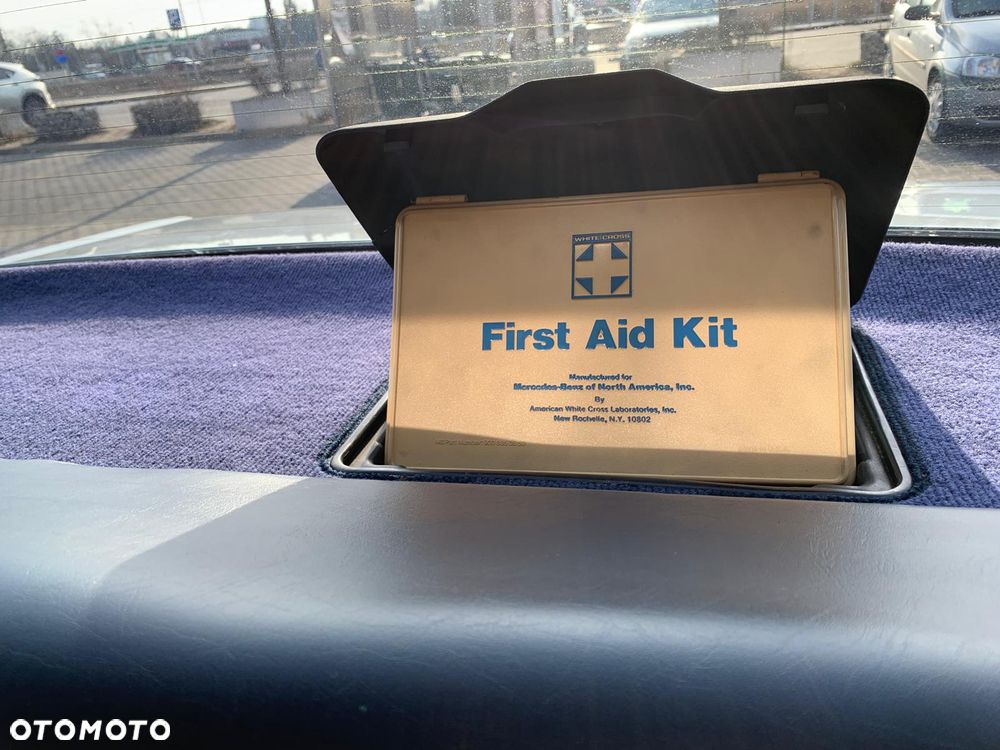 Mercedes-Benz W123 - 40