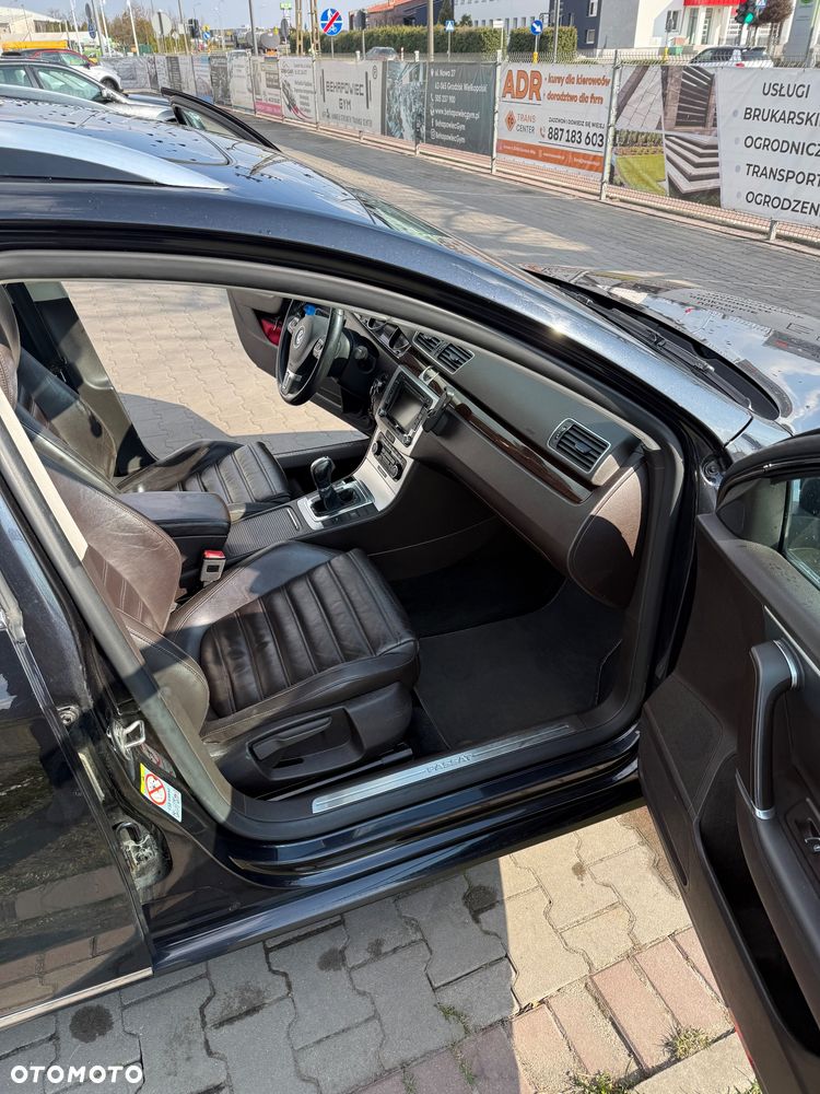 Volkswagen Passat 2.0 TDI Highline DSG - 16