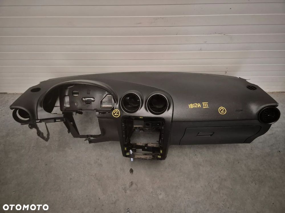 SEAT DESKA ROZDZIELCZA - 7