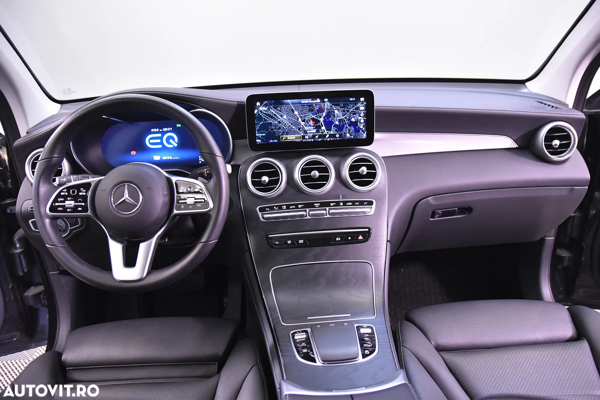 Mercedes-Benz GLC 300 e 4MATIC - 9