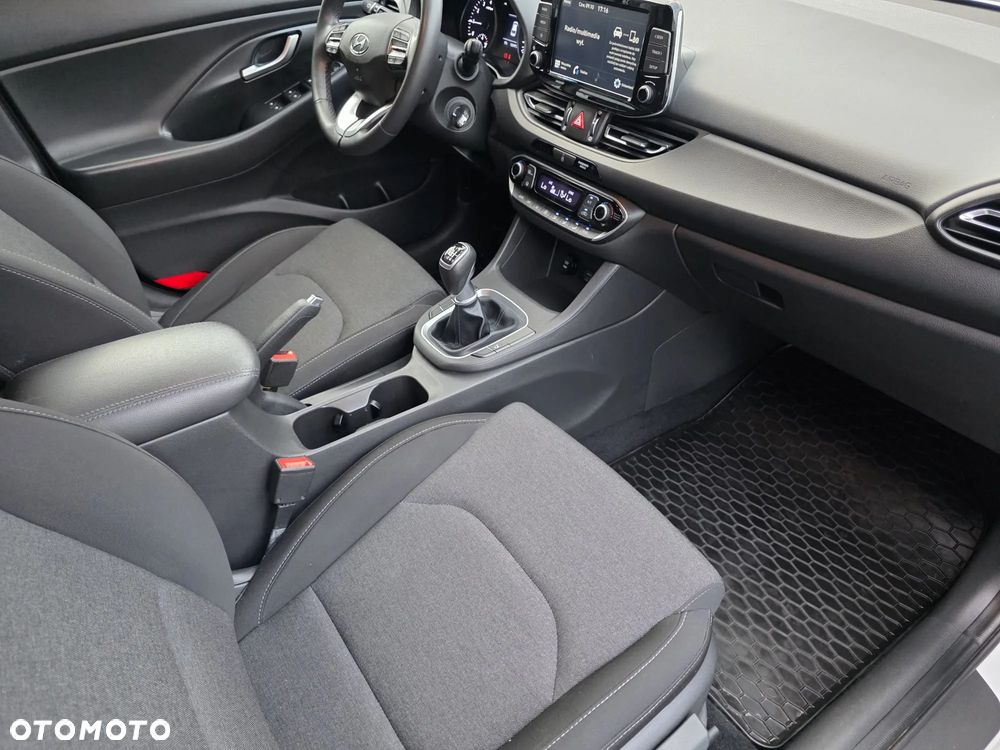 Hyundai i30 1.5 DPI Comfort - 15