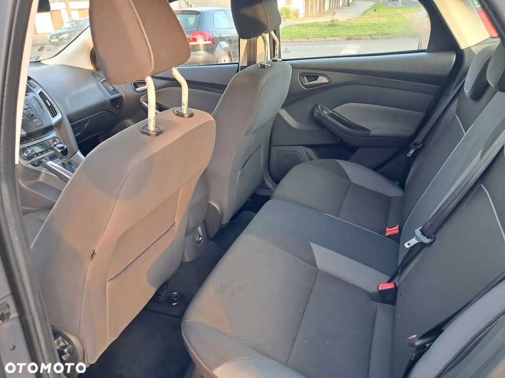 Ford Focus - 11