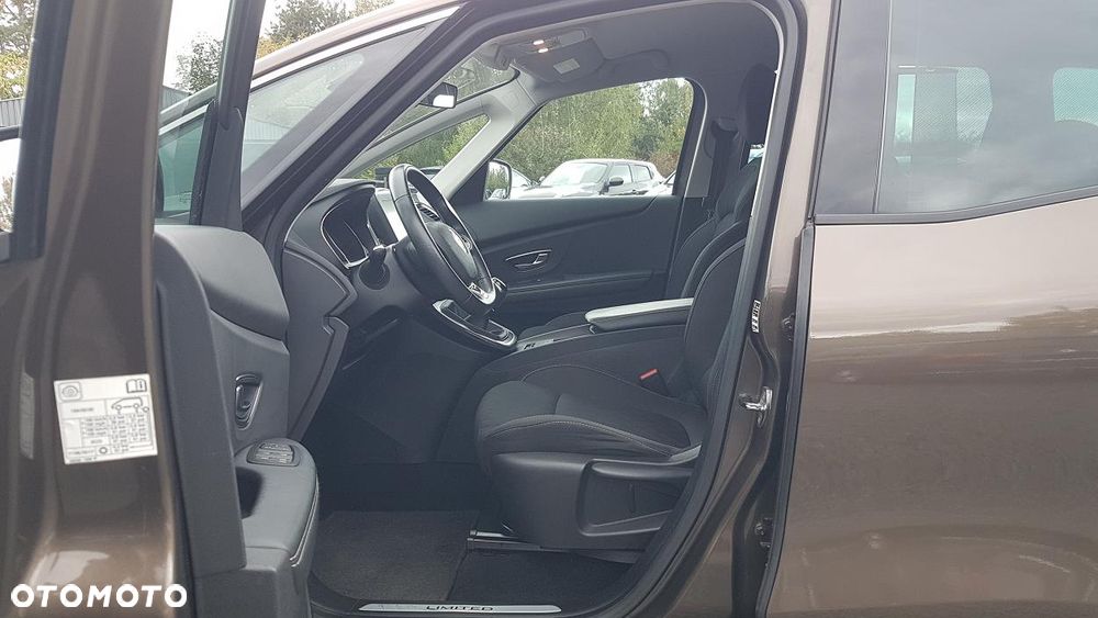 Renault Grand Scenic ENERGY TCe 140 LIMITED - 23