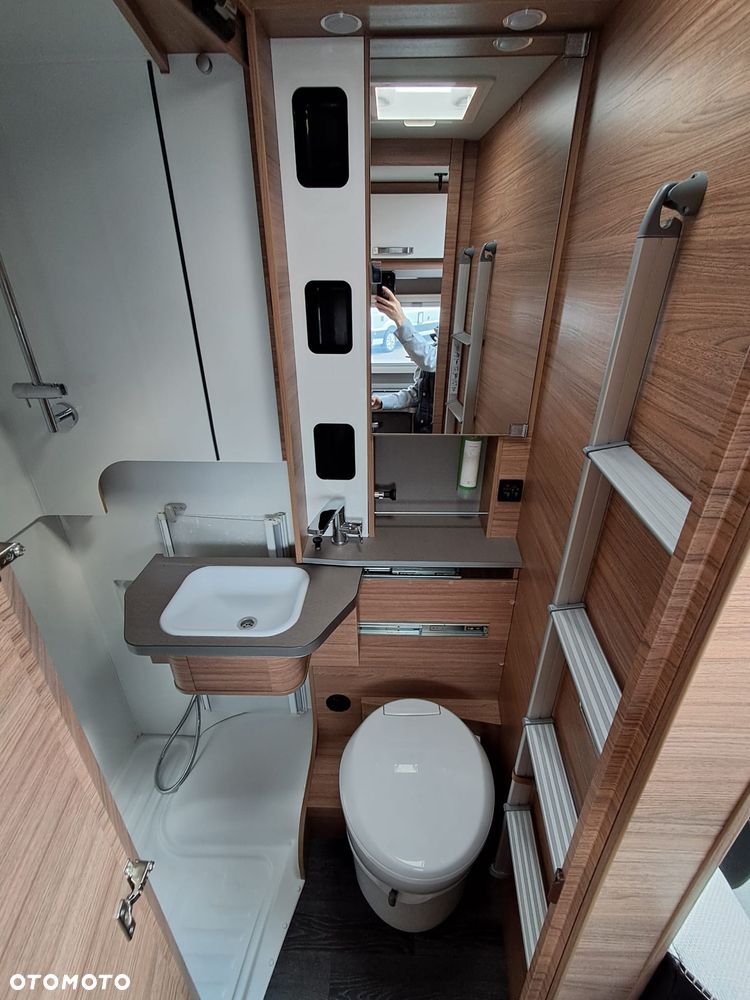 Weinsberg X-Cursion 500 MQ 2 osobne łóżka  4 osoby Wersja Zimowa  FV23% - 21