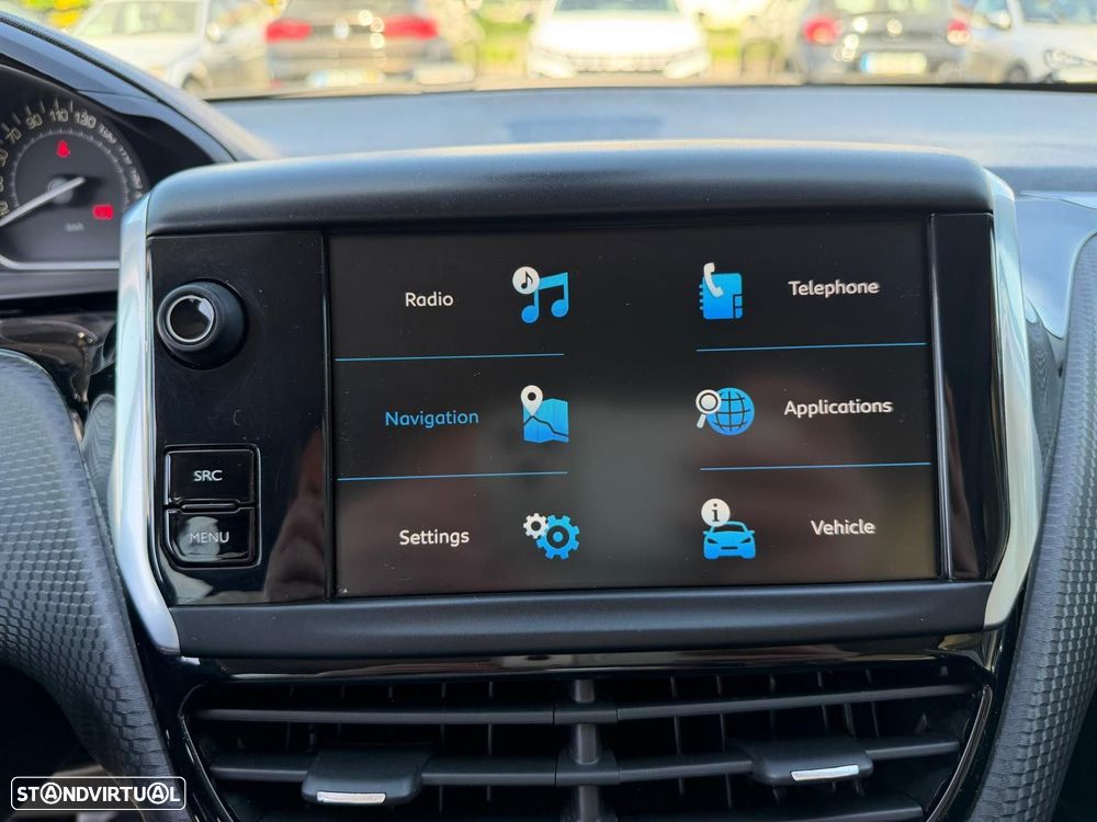 Peugeot 208 1.2 PureTech Signature - 26