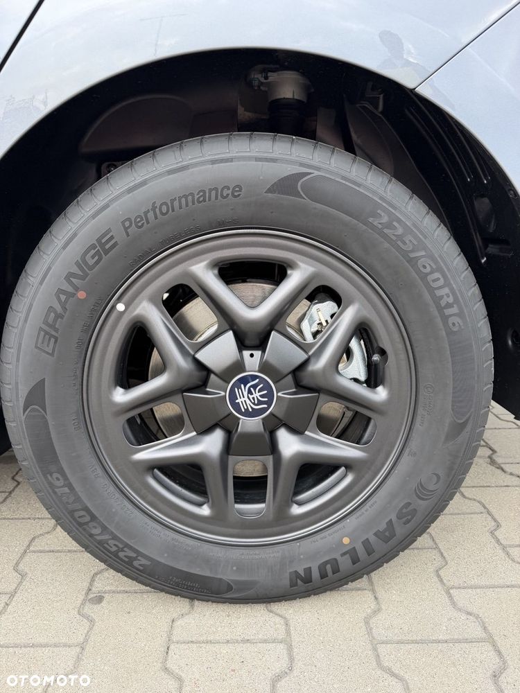 BYD Qin - 8