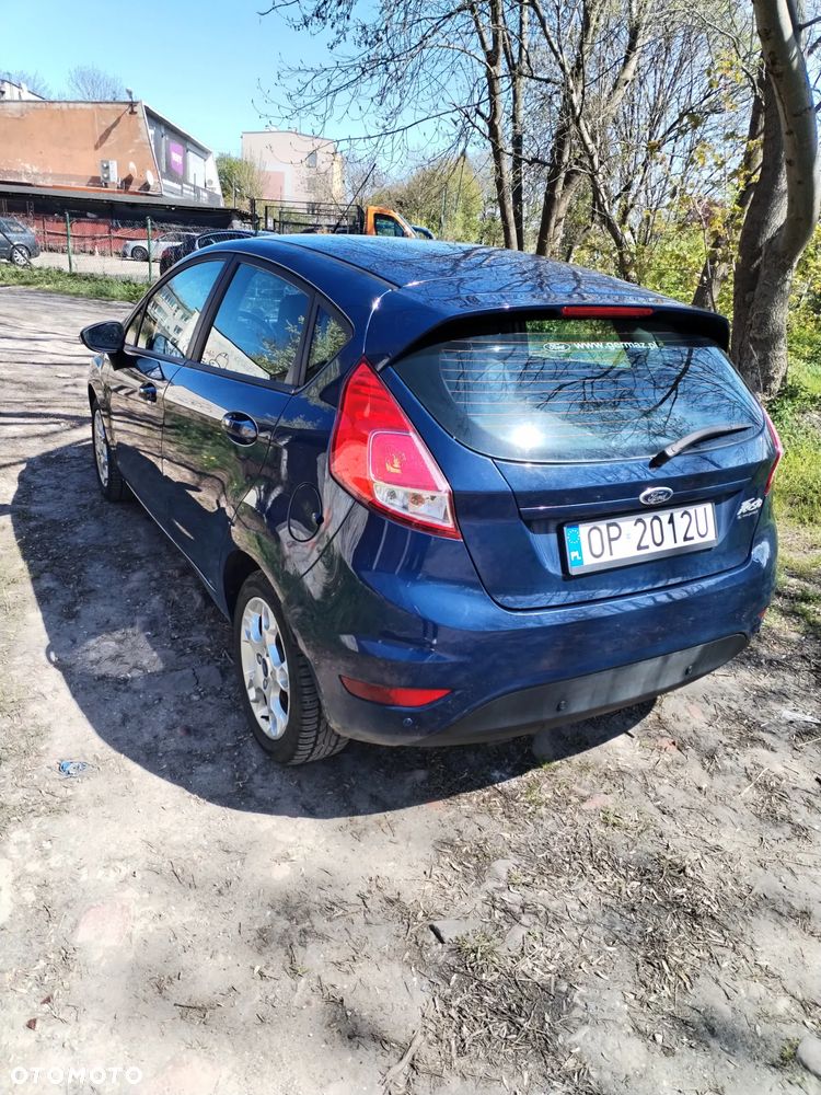 Ford Fiesta - 10