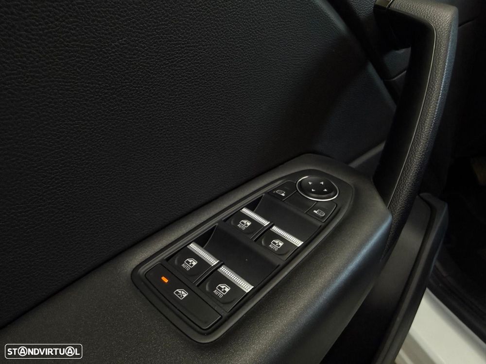 Renault Captur 1.0 TCe Techno - 26