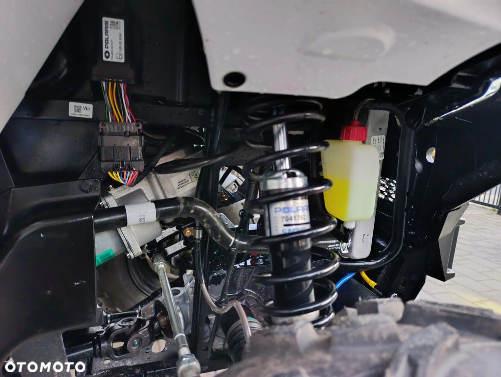 Polaris Sportsman - 14