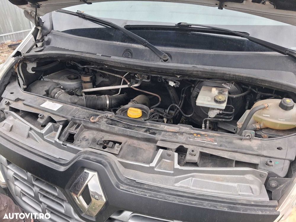 Dezmembrari Dezmembrez Piese piesa Dez auto Renault Master 2019 e6 2,3 - 11