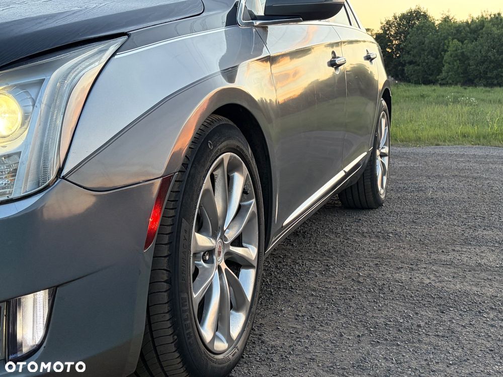 Cadillac XTS - 20