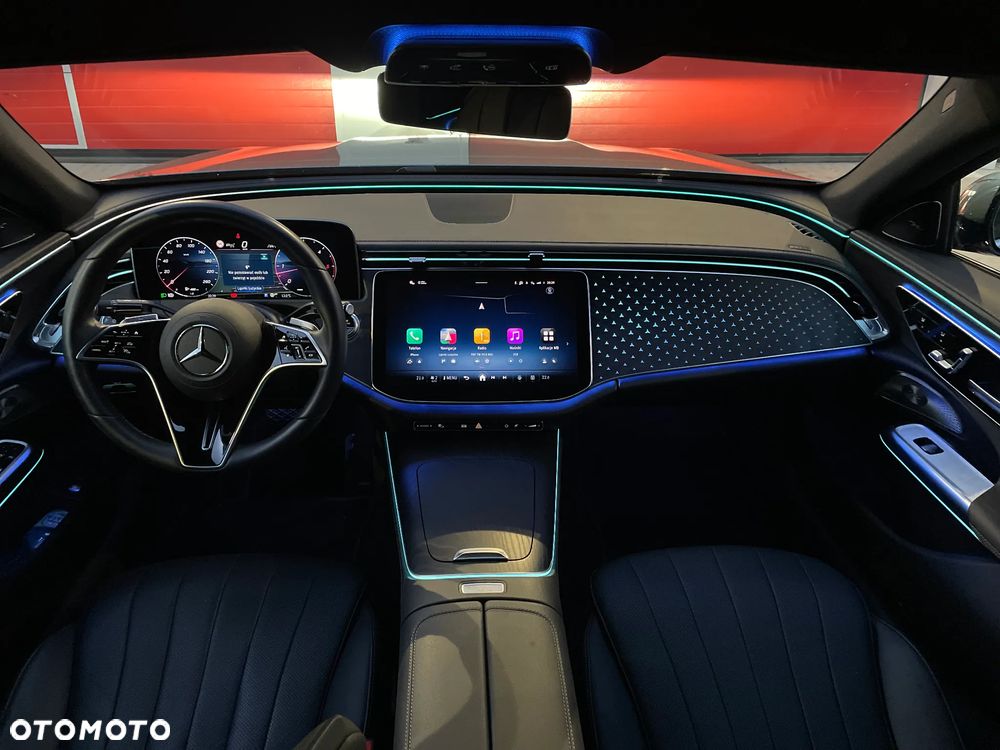 Mercedes-Benz Klasa E 220 d 9G-TRONIC - 17