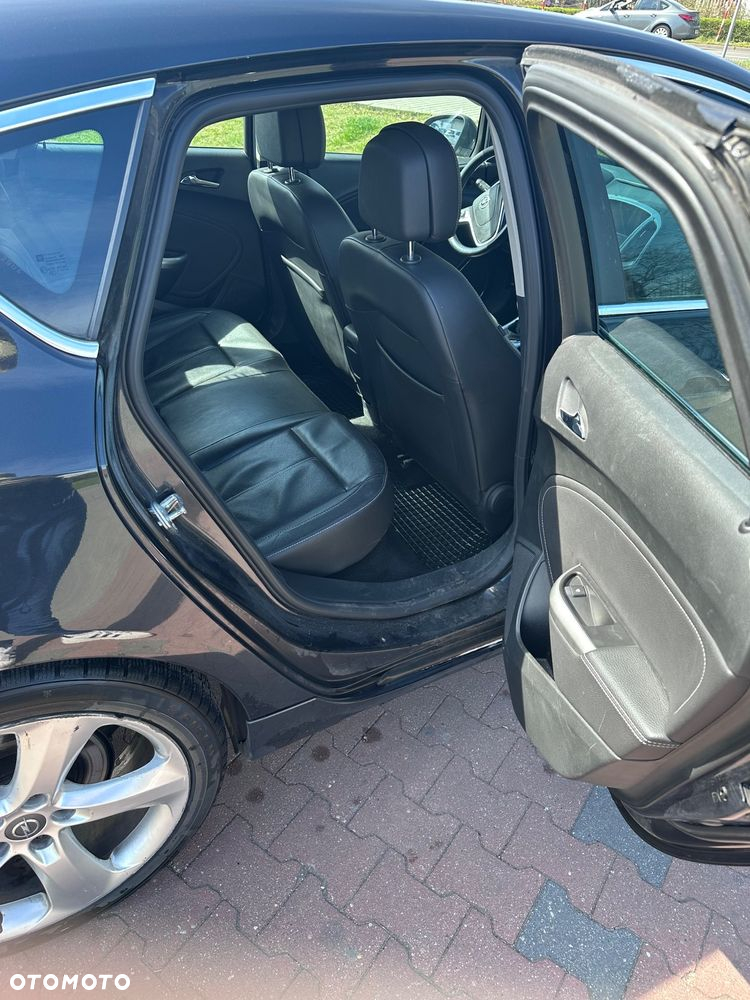 Opel Astra - 9