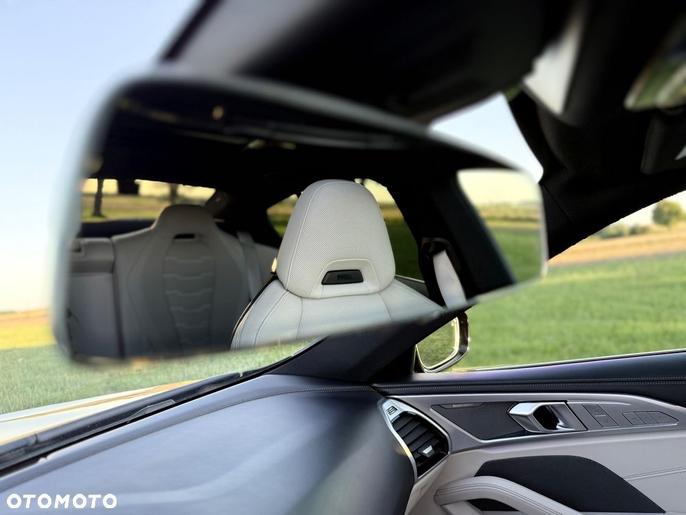 BMW Seria 8 M850i xDrive - 23