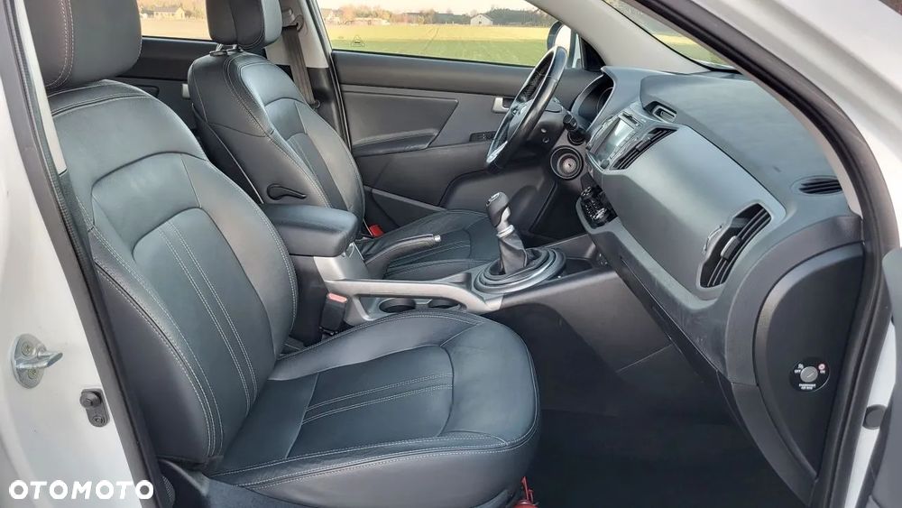 Kia Sportage 1.7 CRDI 2WD ISG Spirit - 26