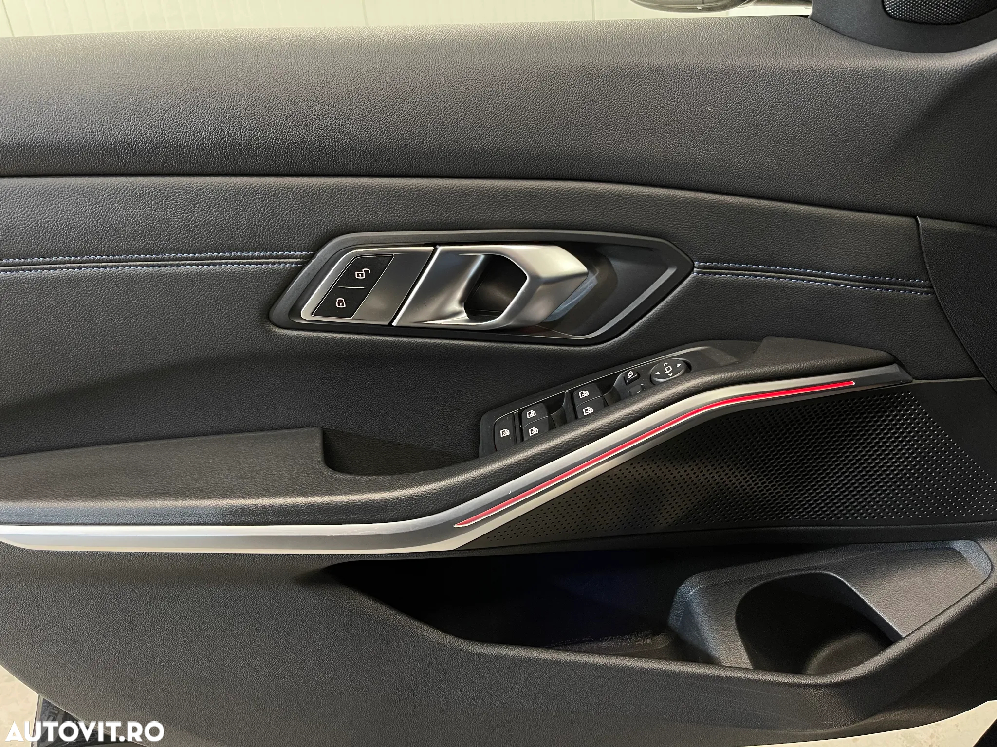 BMW Seria 3 320d xDrive AT M Sport - 26
